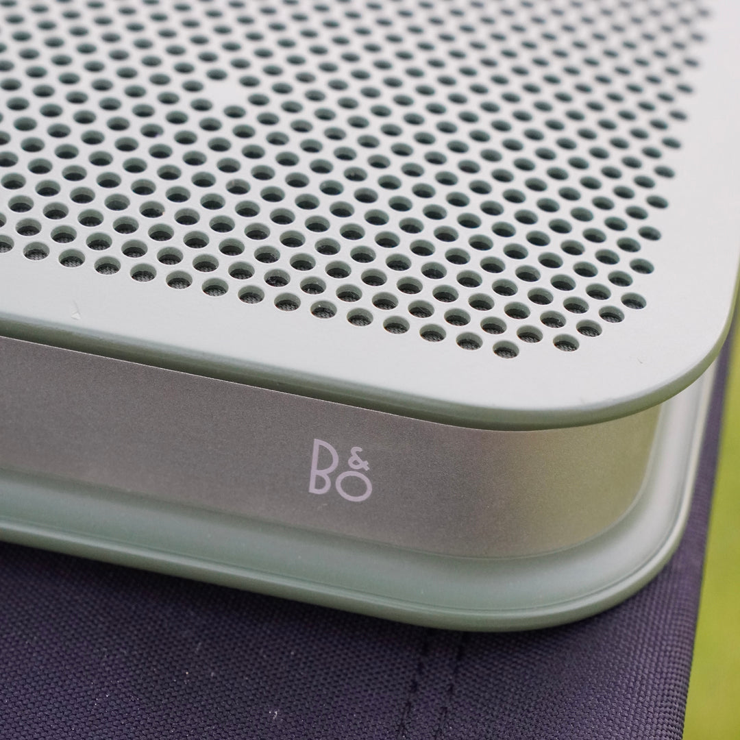 PORTABLE B&O SPEAKER (RENT)